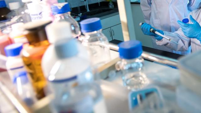 自然科学研究人员评职称看&ldquo;代表作&rdquo; 对4类研究人员设国家标准